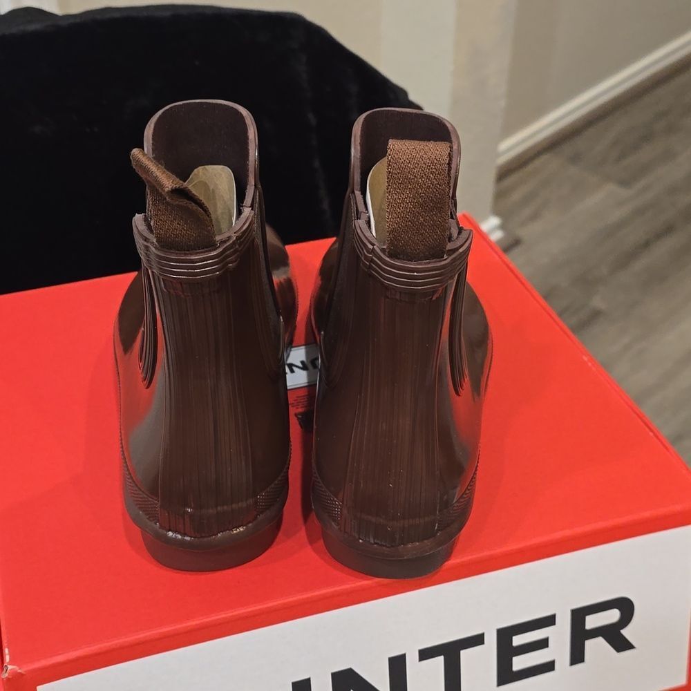 Hunter Original Waterproof Chelsea Boots- Brown Bolt - Picture 10 of 11
